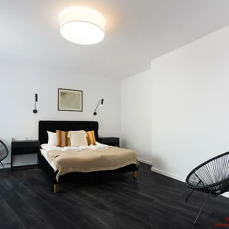 Nearto Old Town Vermelo Parking & Ac Appartement