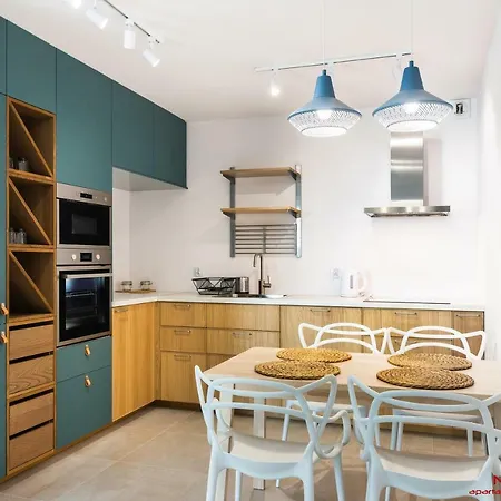 Nearto Old Town Vermelo Parking & Ac Apartamento *