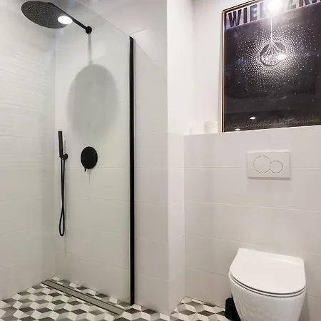 Nearto Old Town Vermelo Parking & Ac Apartamento Cracovia