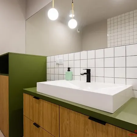 Nearto Old Town Vermelo Parking & Ac Apartamento Cracovia